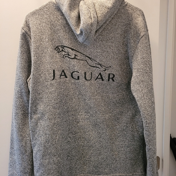 Jaguar grey hoodie size xl (fits like a size large) - Picture 2 of 3